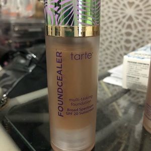 Tarte Foundcealer Foundation- shade 50S Deep Sand